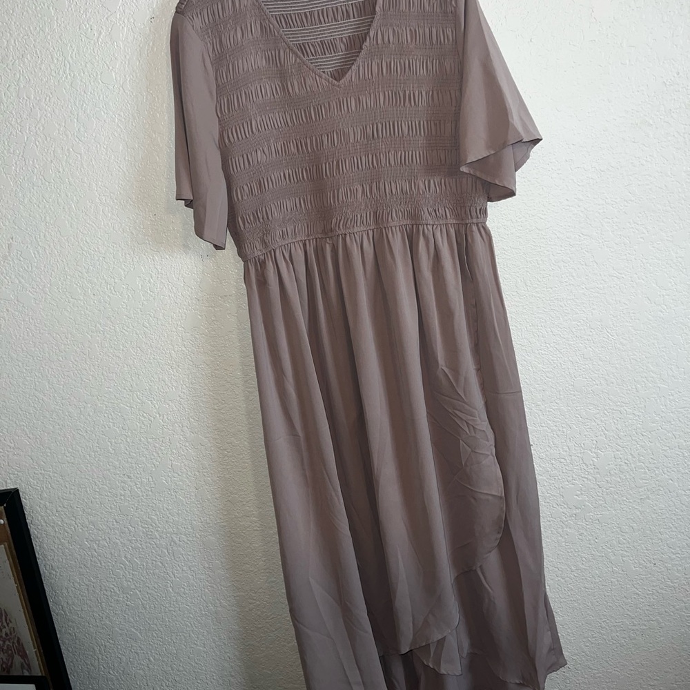 Elegant Mauve / Taupe Dress - Picture 2 of 8